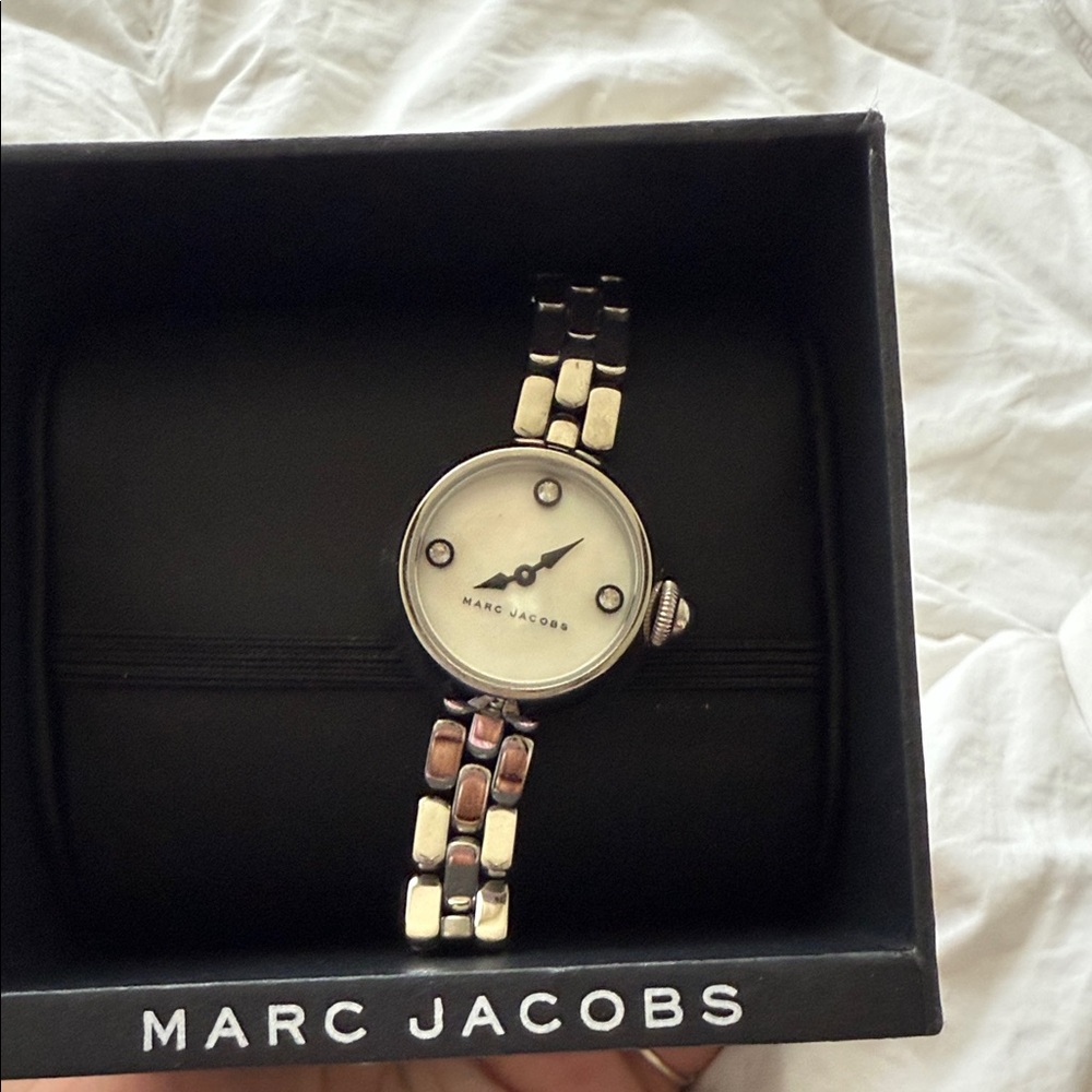 Marc Jacobs Silver Tone Bracelet Watch